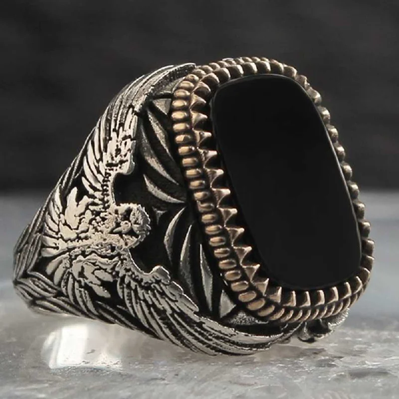 Exclusive 925 Sterling Silver Eagle Style Onyx Stone Mens Ring