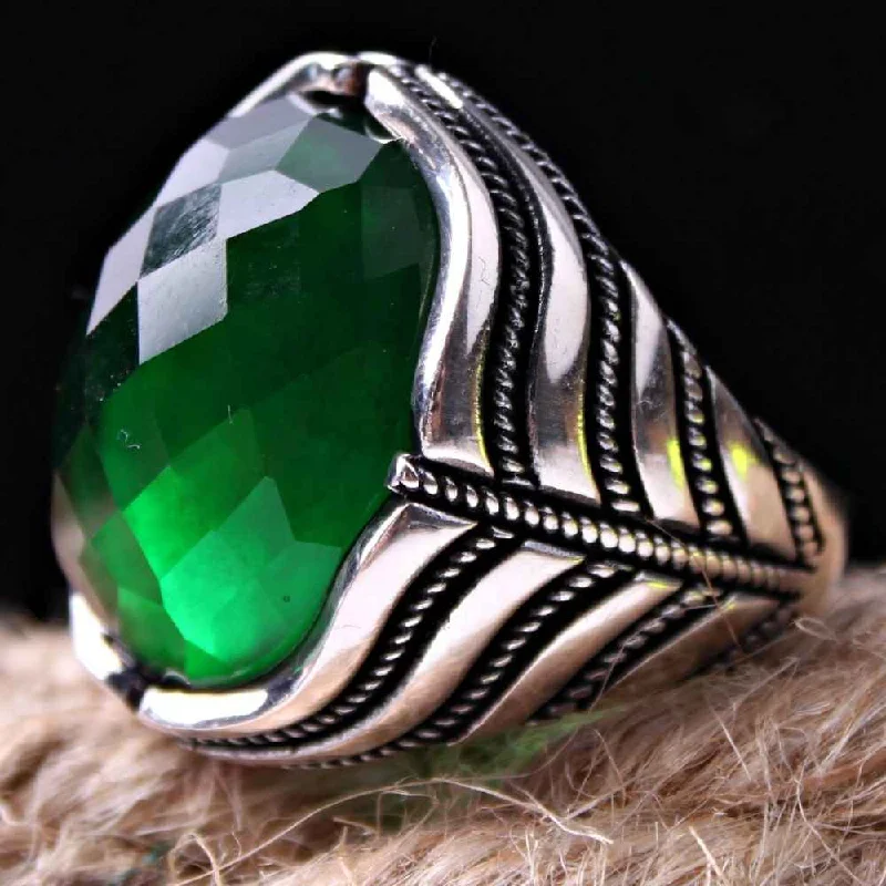 New Faceted Stone 925 Sterling Silver Emerald Ring for Men