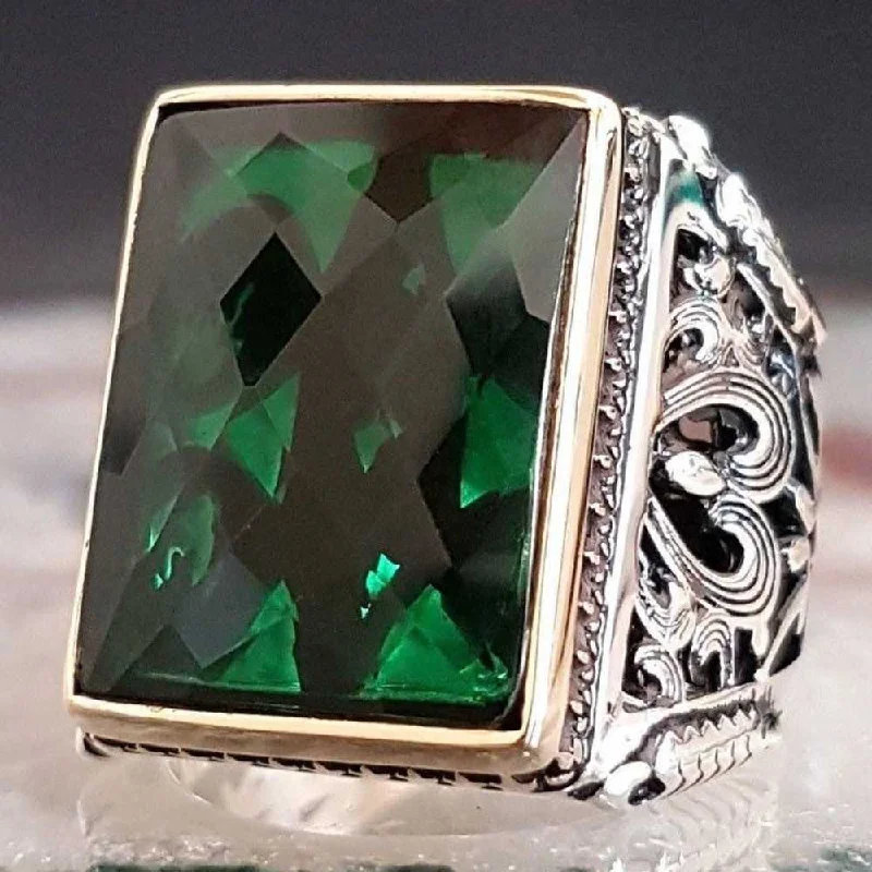 Rectangular Solid 925 Sterling Silver Emerald Stone Heavy Mens Ring