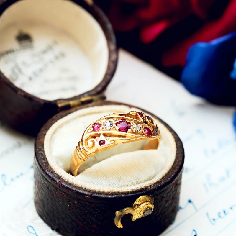 Antique Arts & Crafts Ruby & Diamond Gold Ring