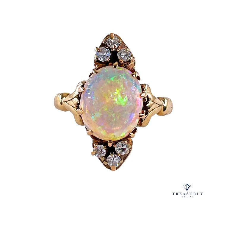 Victorian Antique 3.57ctw Opal Diamond 14K Yellow Gold Dinner Cocktail Ring