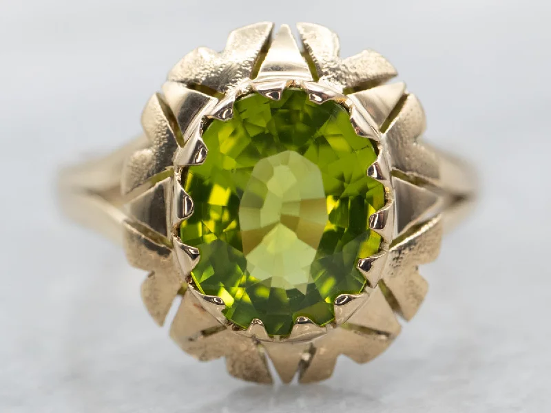 Vintage Textured Gold Peridot Ring