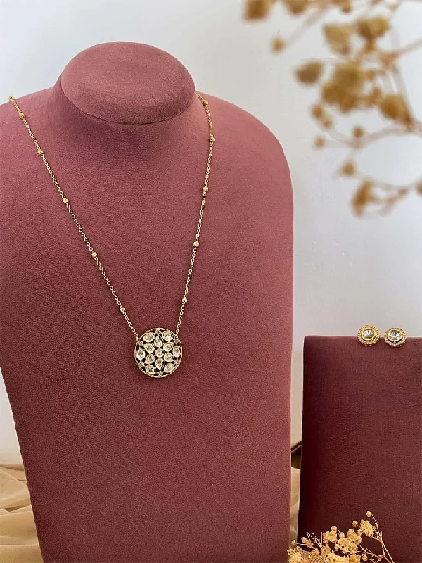 Gold Plated Flower Design Pendant Necklace