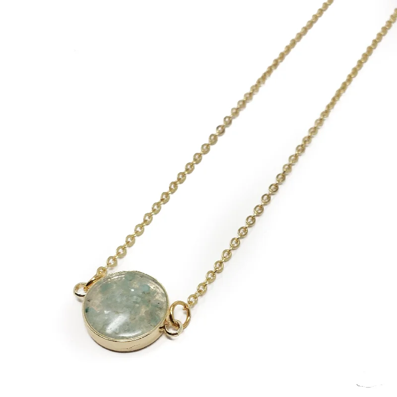 Spot Pendant Necklace - Chalcedony