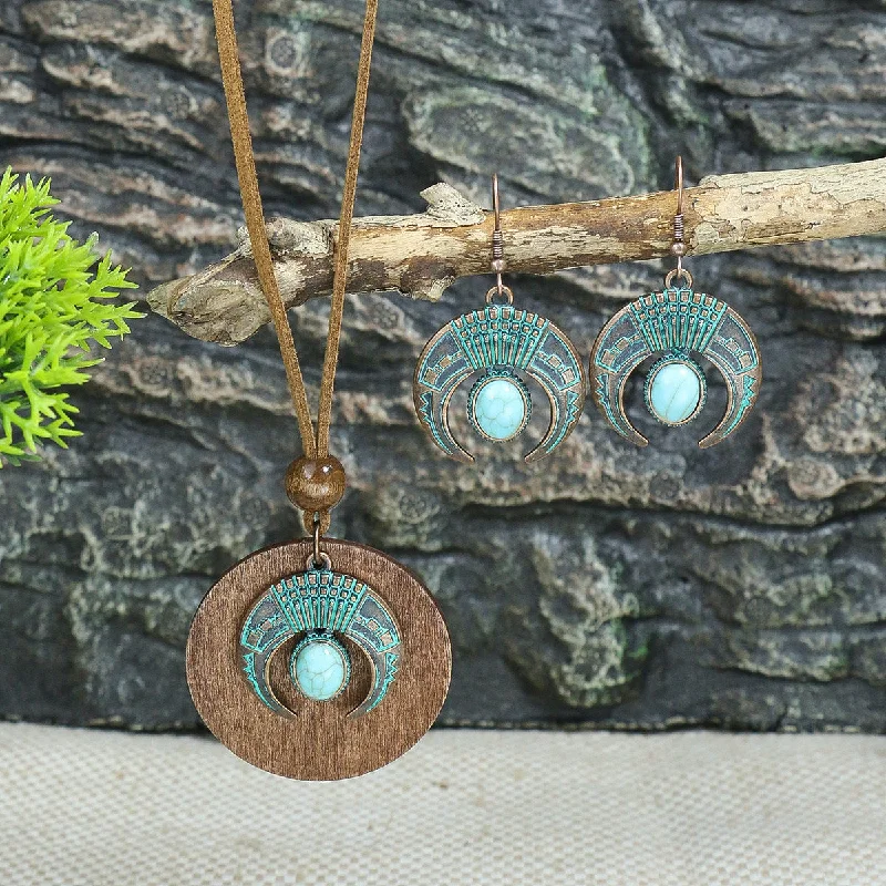 Wholesale Bohemian Crescent Moon Inlaid Turquoise Earrings Wooden Pendant Necklace Set